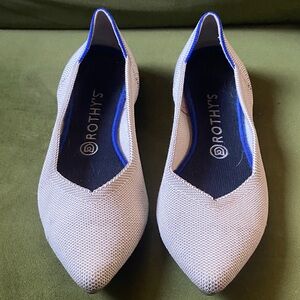 Rothy's Women's light grey point Flats